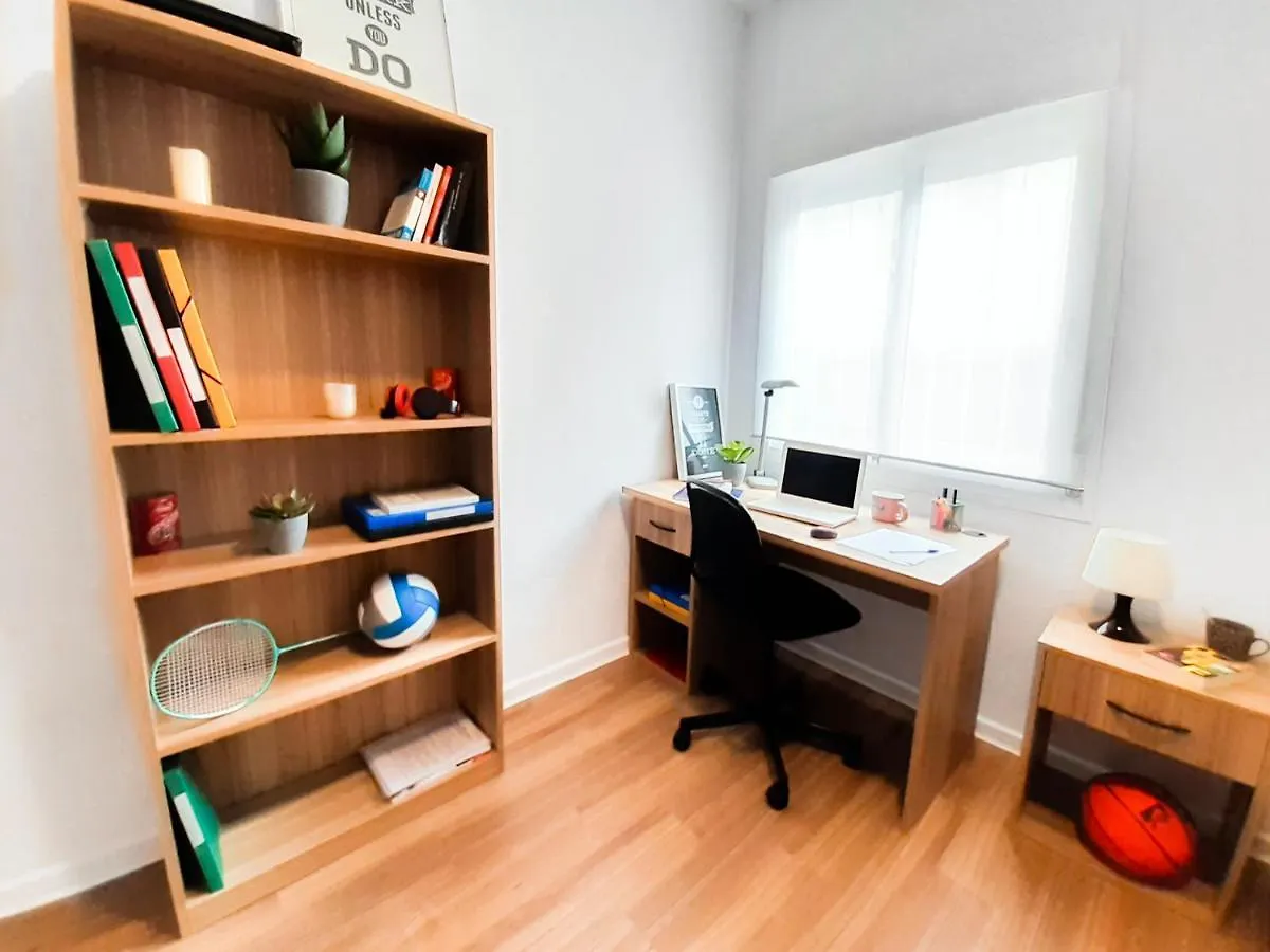 Micampus Malaga Student Residence Apartman